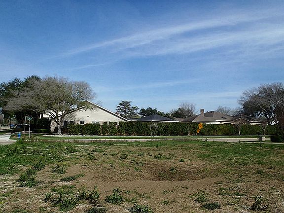 5th image of 8027 Portal Dr