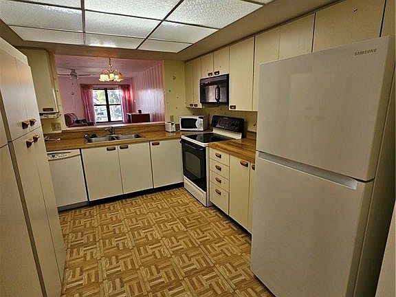 5th image of 8430 Charter Club CIR #18