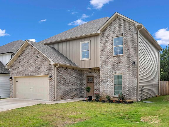 2nd image of 216 Lorrin Ln