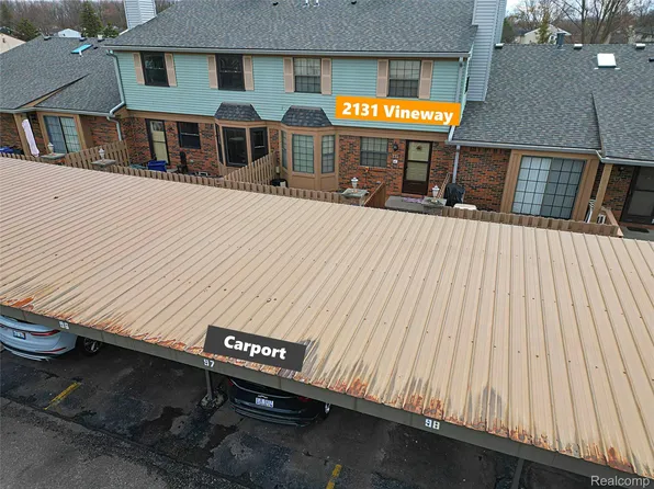 2131 Vine Way Dr APT 97, Canton, MI 48188