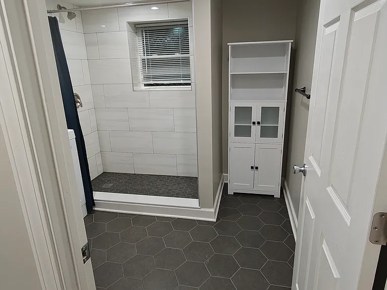 W Drummond Pl — Photo 3