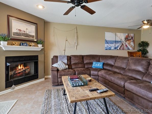4800 Eagleview Dr #133, Osage Beach, MO 65065