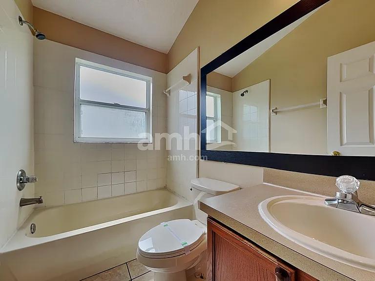 7964 Oakstone Ct — Photo 15
