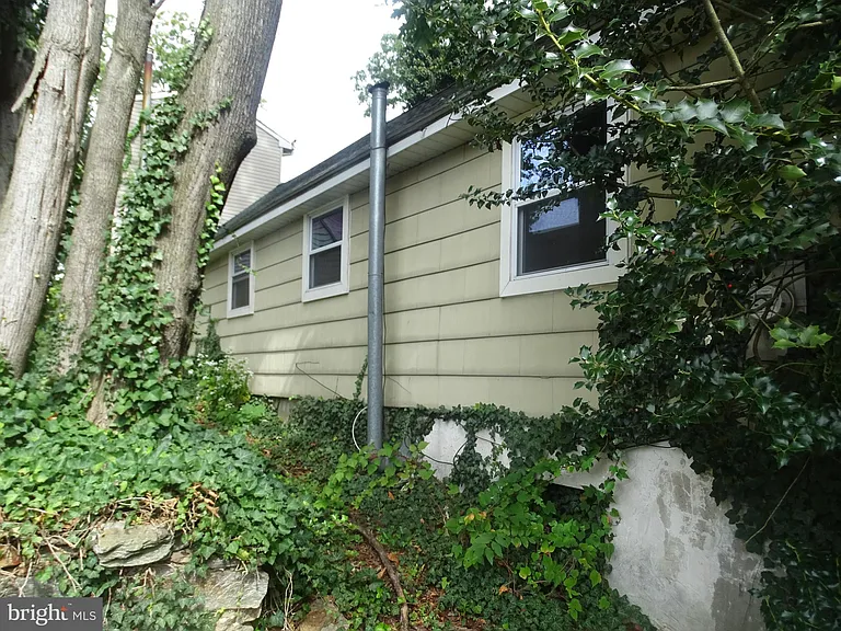 3432 Upper West End Ave — Photo 2