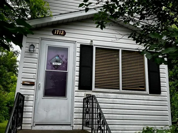 1712 Ave C, Cloquet, MN 55720
