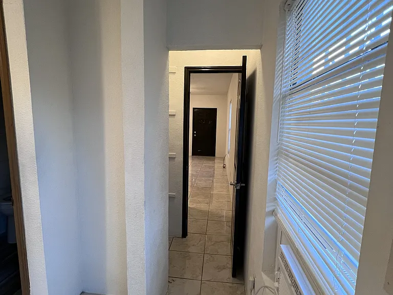 5504 Jensen Dr #3 — Photo 8
