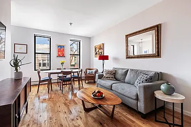 325 Clinton Street, #3