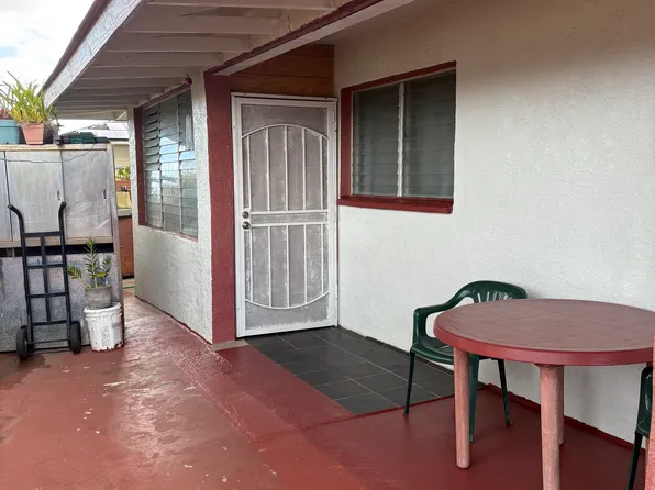 94-810 Kumukula St #1, Waipahu, HI 96797