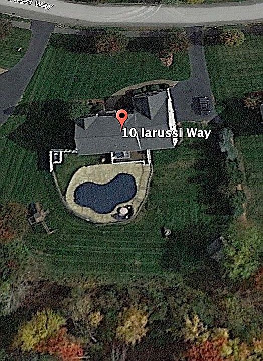 2nd image of 10 Iarussi Way