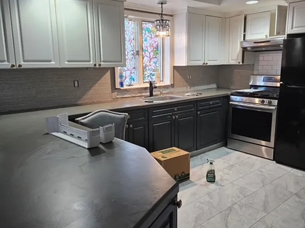 (undisclosed Address), Staten Island, NY 10312