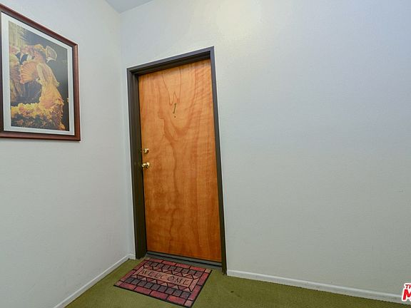 3rd image of 1818 Glendon Ave APT 101
