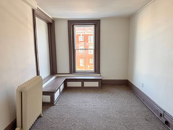5th image of 281 S Franklin St APT 6
