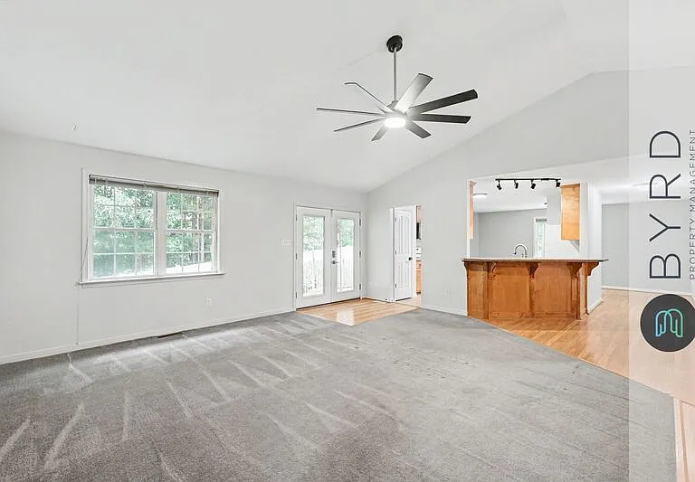 19218 Brevard Dr — Photo 6