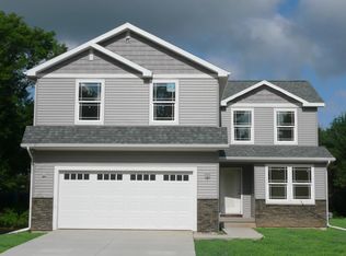 8565 Ironstone Dr, Dimondale, MI 48813