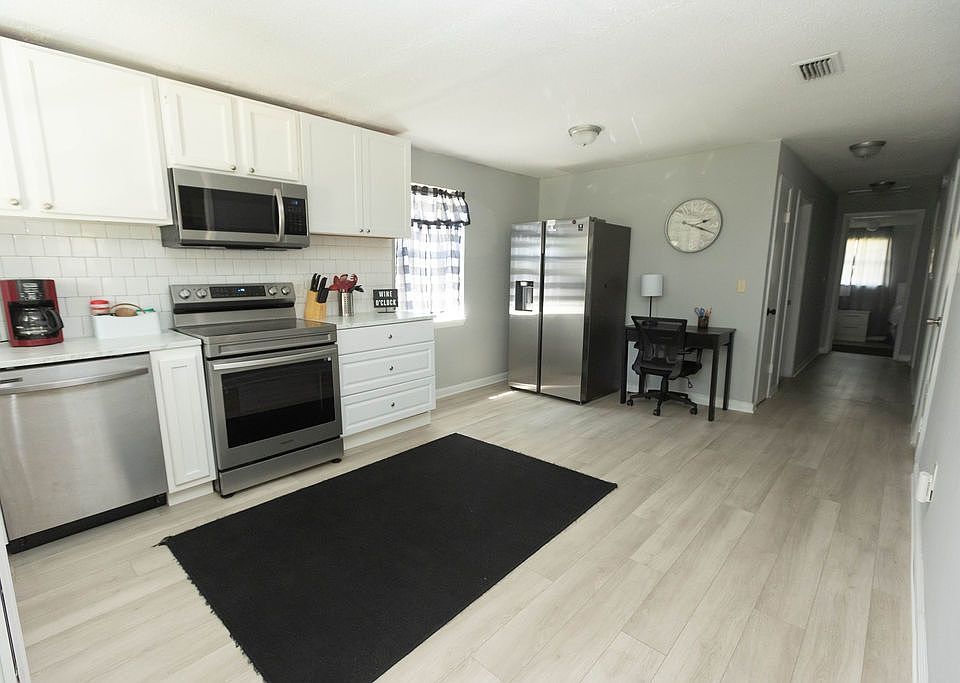 1st image of 1504 Center St
