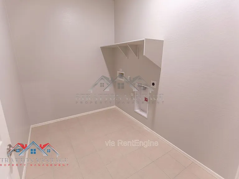 495 E Rio Pl — Photo 21