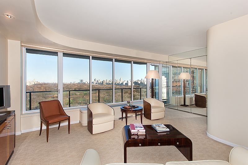 1st image of 210 Central Park S APT 21C