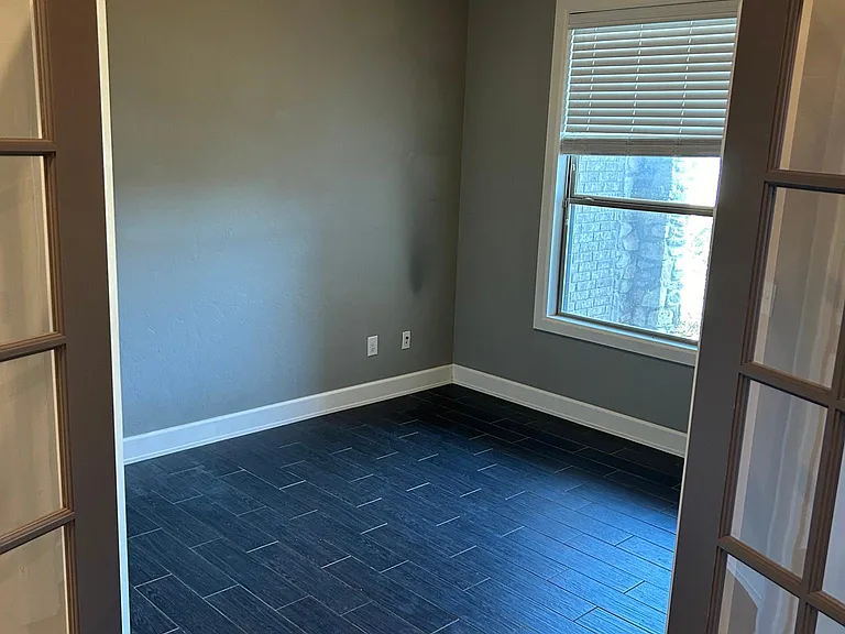 14640 Rochefort Ln — Photo 19
