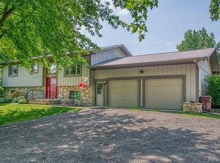 7515 Lange Rd, Fowlerville, MI 48836