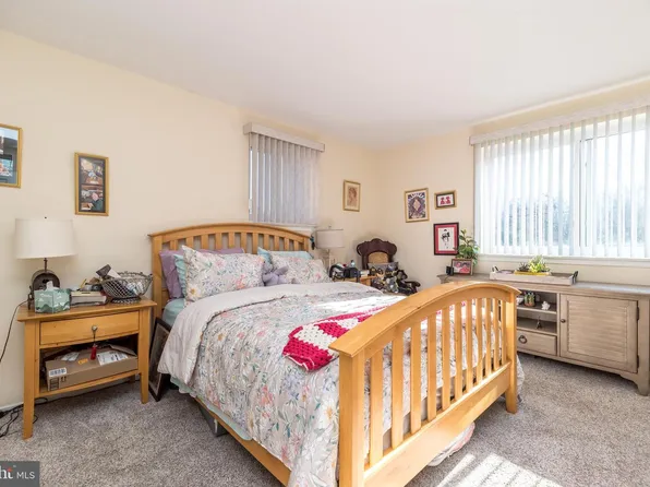 1610 The Fairway #304W, Jenkintown, PA 19046