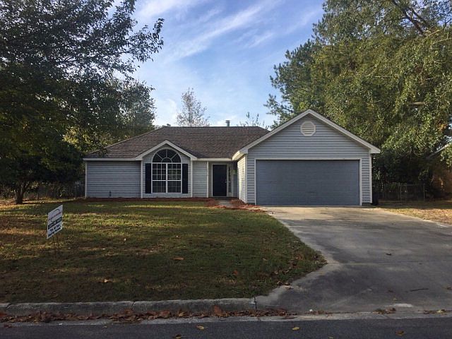 1st image of 2615 Quincy Cir