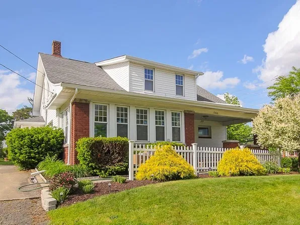 7003 Brecksville Rd, Independence, OH 44131