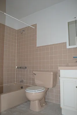 Rented by Realty Collective | media 10