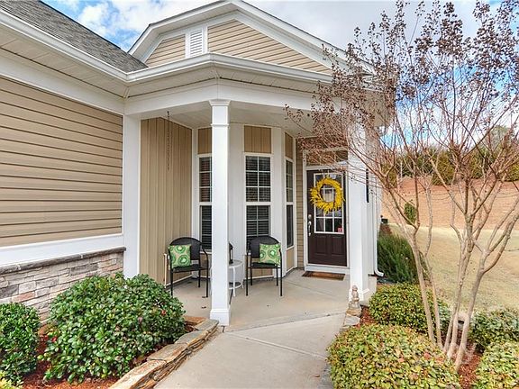 2nd image of 20265 Dovekie Ln