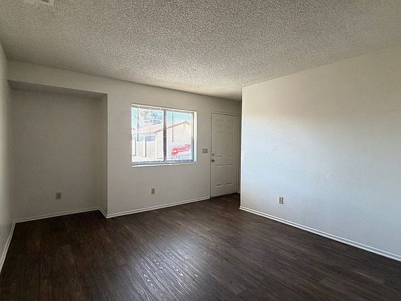 5th image of 1160 Barstow Rd APT 3