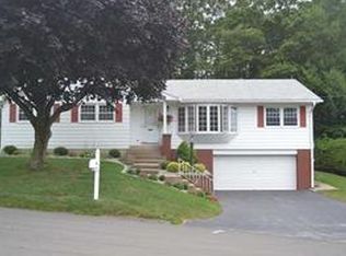 176 Split Rock Dr, Waterbury, CT 06706