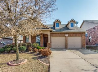 2624 Twinflower Dr, Fort Worth, TX 76244