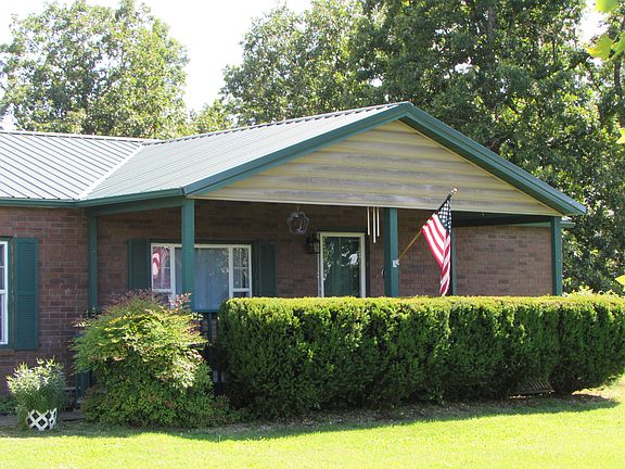 2nd image of 281 Lake Ranch Road