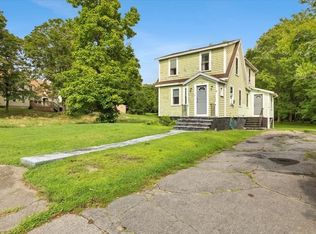 17 Bliss St, Taunton, MA 02780