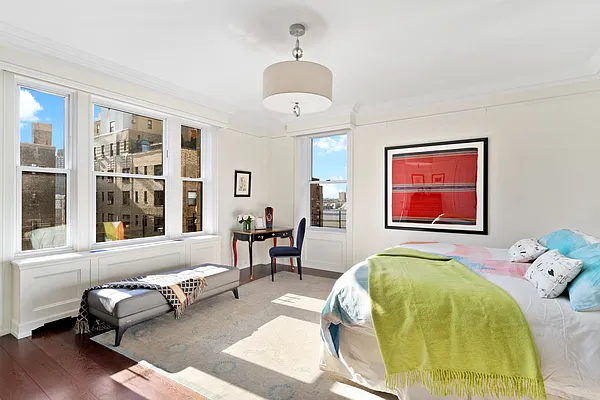 Sold by Compass | media 10