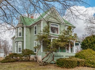 420 E Dekalb St, Somonauk, IL 60552