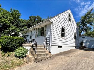 89 Phillips Dr, Decatur, IL 62521