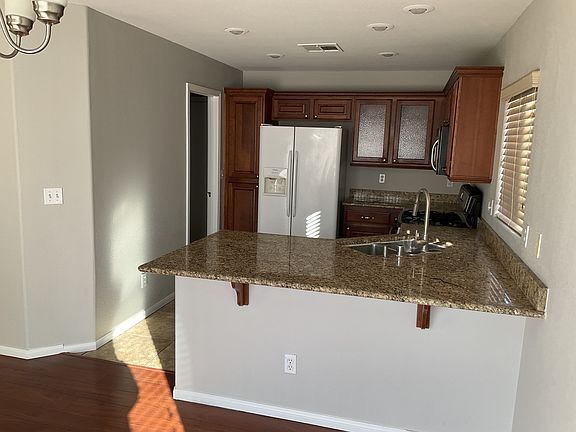 4th image of 6525 Brook Cottage Ln