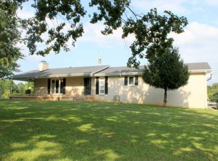 1530 S Bear Creek Rd, Dickson, TN 37055