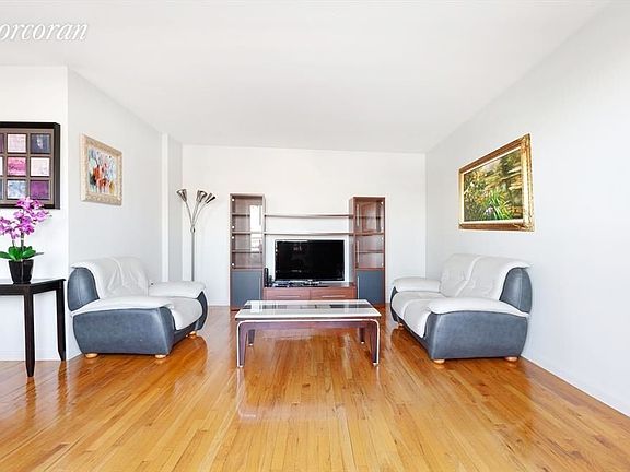 3rd image of 41-02 Queens Blvd #6B