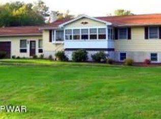 117 Brink Hill Rd, Greentown, PA 18426