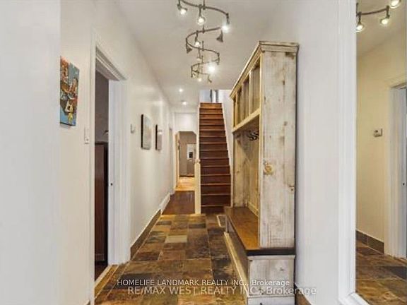 2nd image of 68 Hastings Ave