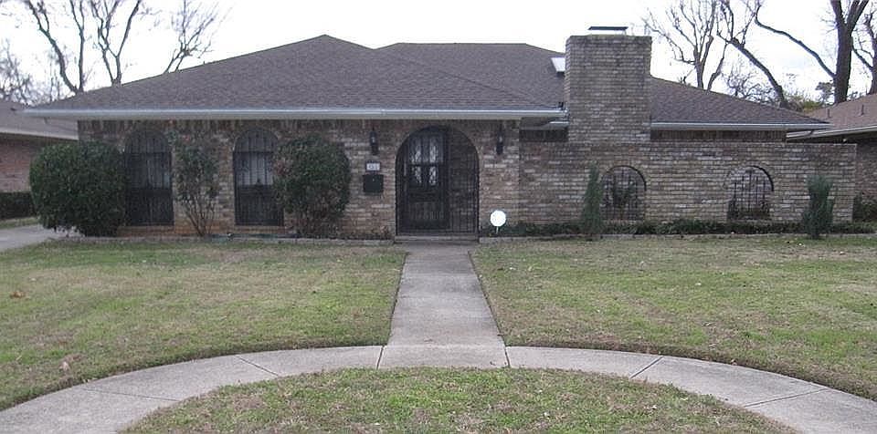 1st image of 1900 Anna Dr