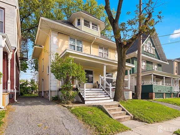 2nd image of 18 Webster Pl