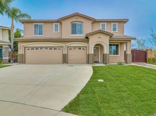 6224 Skyline Ln, Fontana, CA 92336