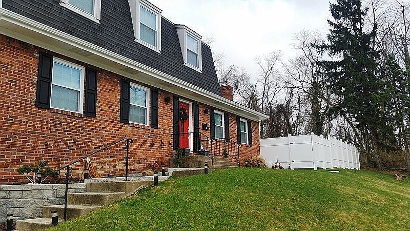 1st image of 100 Glenhurst Dr