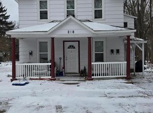 218 N Baldwin St, Whitehall, MI