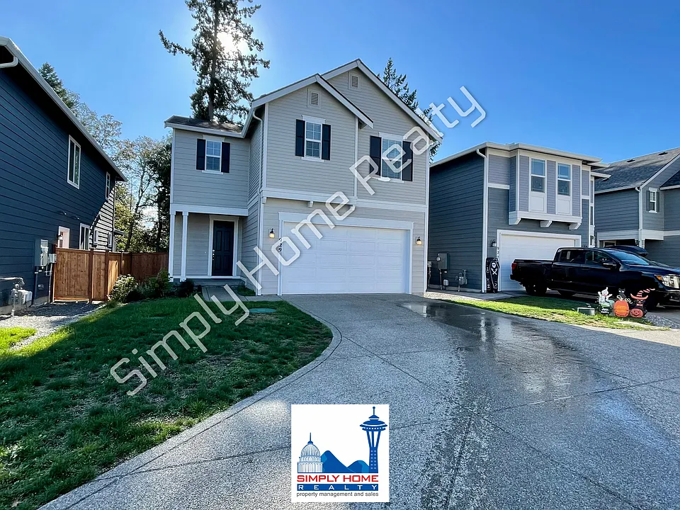 929 Vine Maple St SE