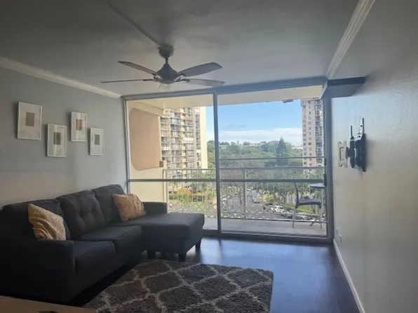98-450 Koauka Loop APT 309, Aiea, HI 96701