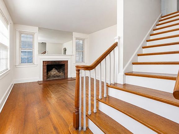 2nd image of 1716 Lee Ave