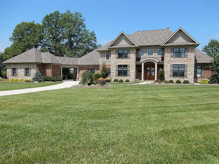 1st image of 556 Lakewood Farms Dr
